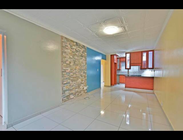 1 BEDROOM APARTMENT FOR SALE IN NEW REDRUTH